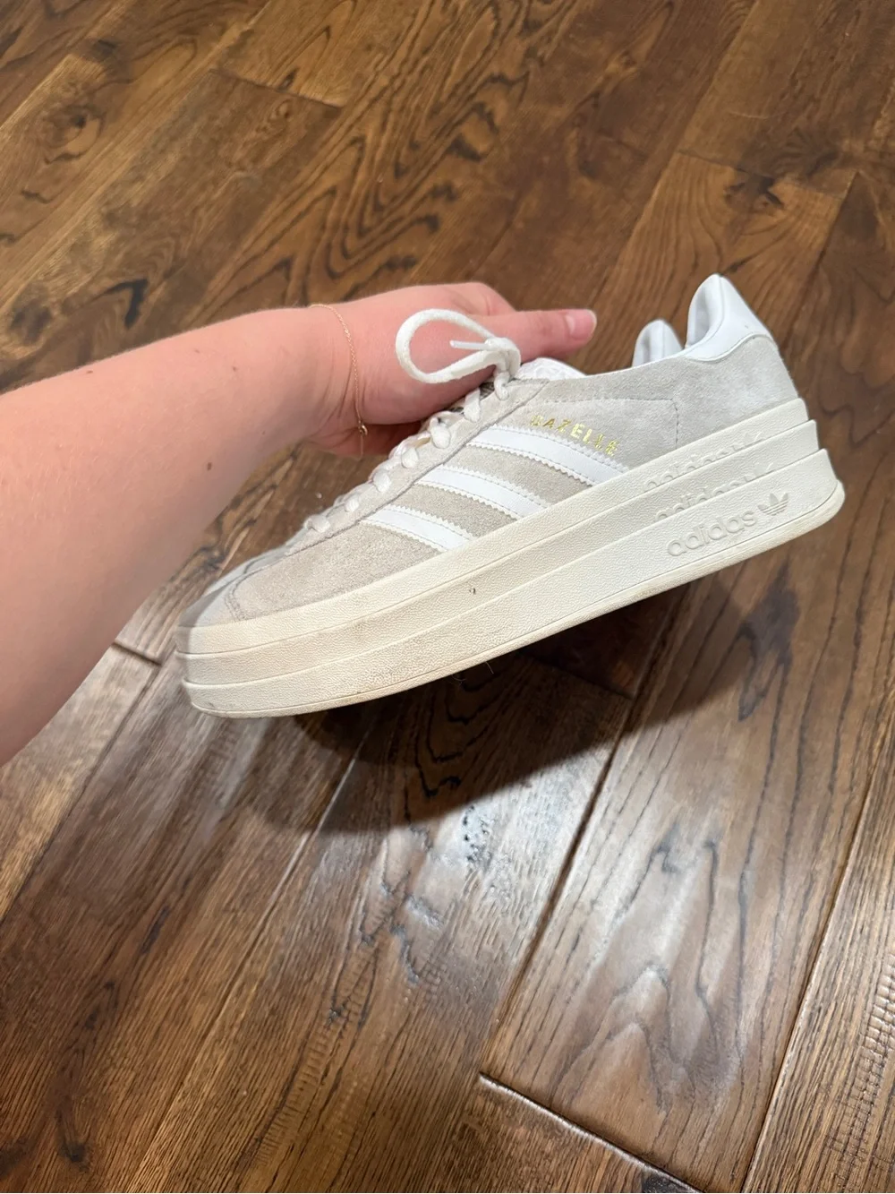 Women’s Adidas Gazelle Sneakers Size 8
